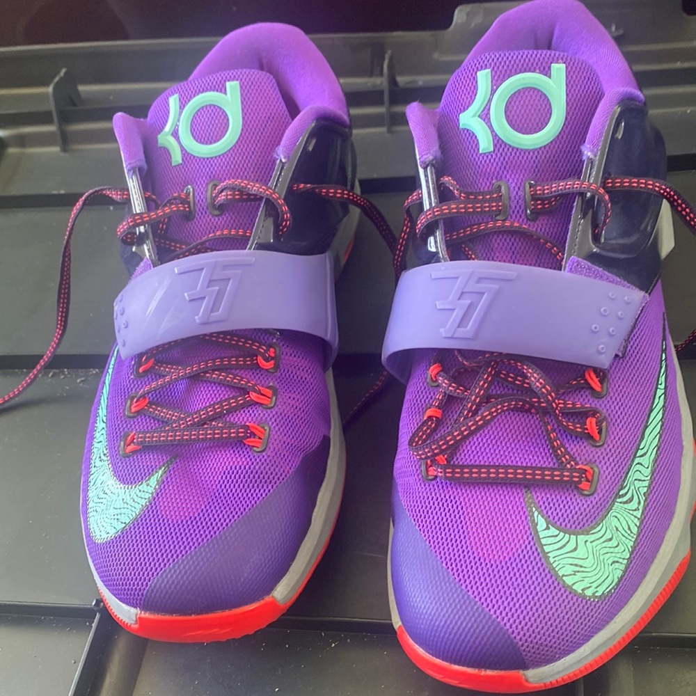 Nike zoom shoes